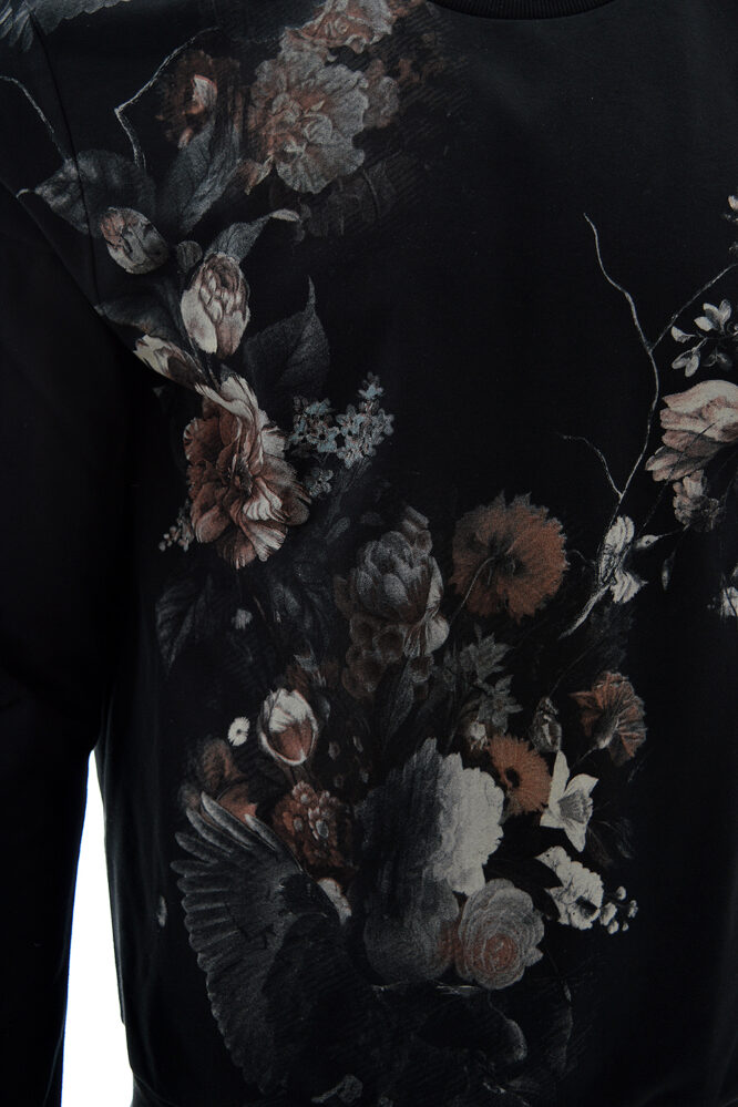 Блуза със странично изображение на цветя